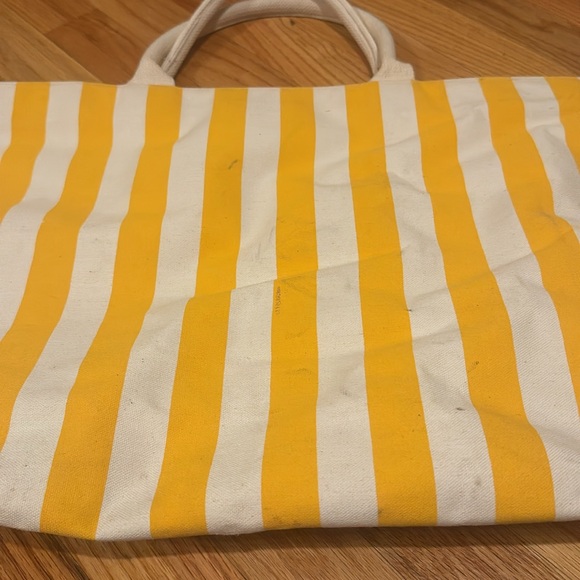 Giorgio Beverly Hills Yellow/White Striped Tote Bag - Picture 6 of 12